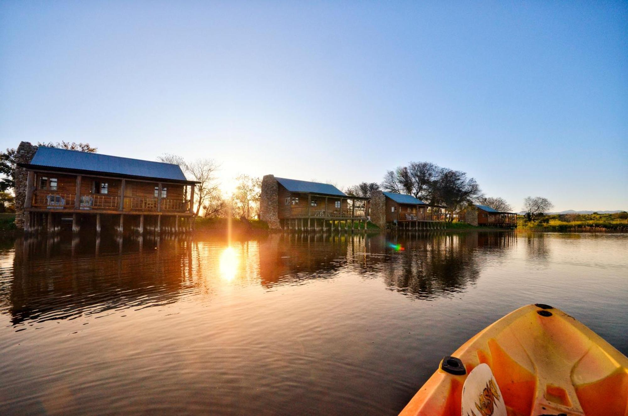 Вилла De Zeekoe Guest Farm Оудсхорн Экстерьер фото